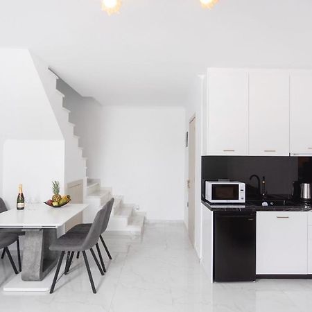 Victory Vip Apartments Kallithea  Екстер'єр фото